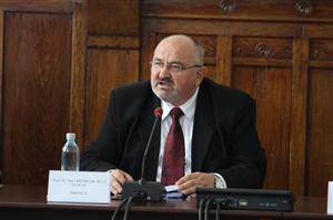 Oamenii de afaceri clujeni despre accesarea fondurilor europene: birocraţie stufoasă, termene mari la rambursare