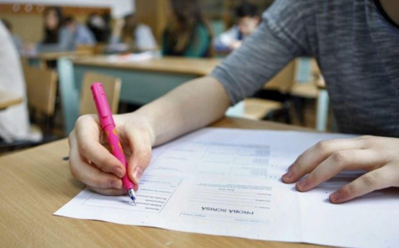 Organizarea examenelor naţionale, în baza măsurilor instituite de Comitetul pentru Situaţii de Urgenţă şi de ministrul