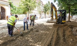 Boc a ieșit la lopată pe Kogălniceanu. Cum merge treaba pe șantierul din centru