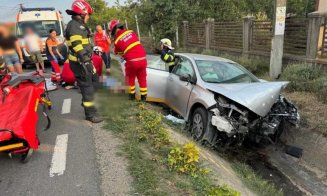 Accident rutier grav. Mașină cu numere de Cluj, implicată / Patru răniți, dintre care o tânără în stare critică